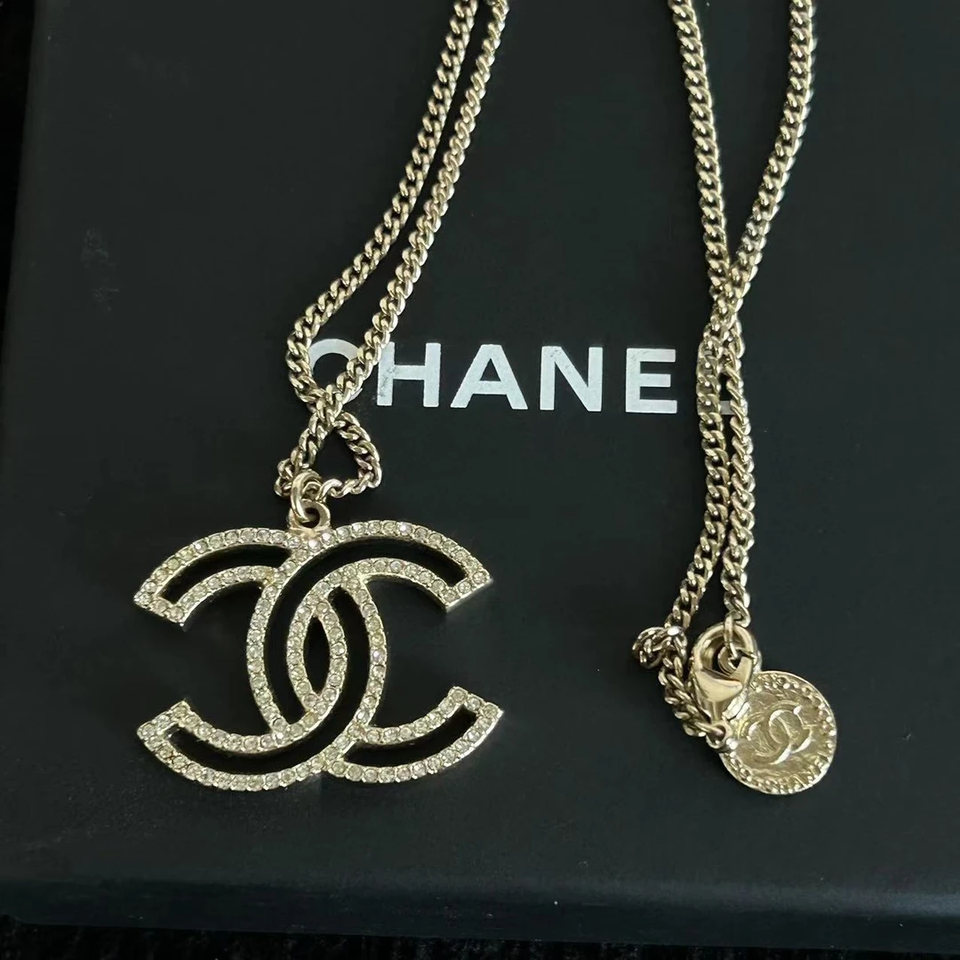 99新 Chanel/香奈儿 金色满钻镂空毛衣链/xm10900