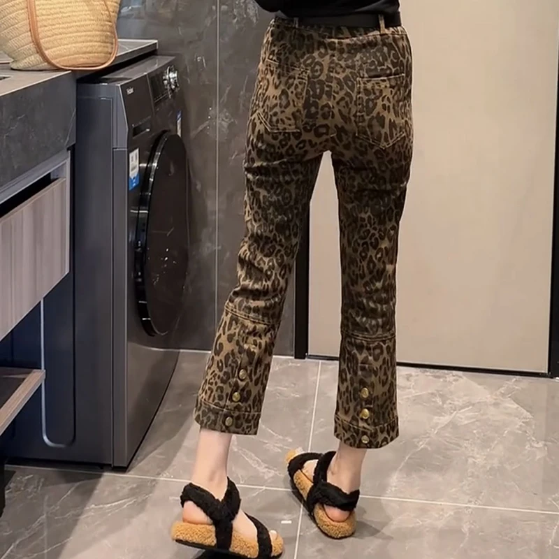 梨形显瘦大码加绒加厚九分直筒豹纹烟管牛仔裤子女士2024年秋冬季
