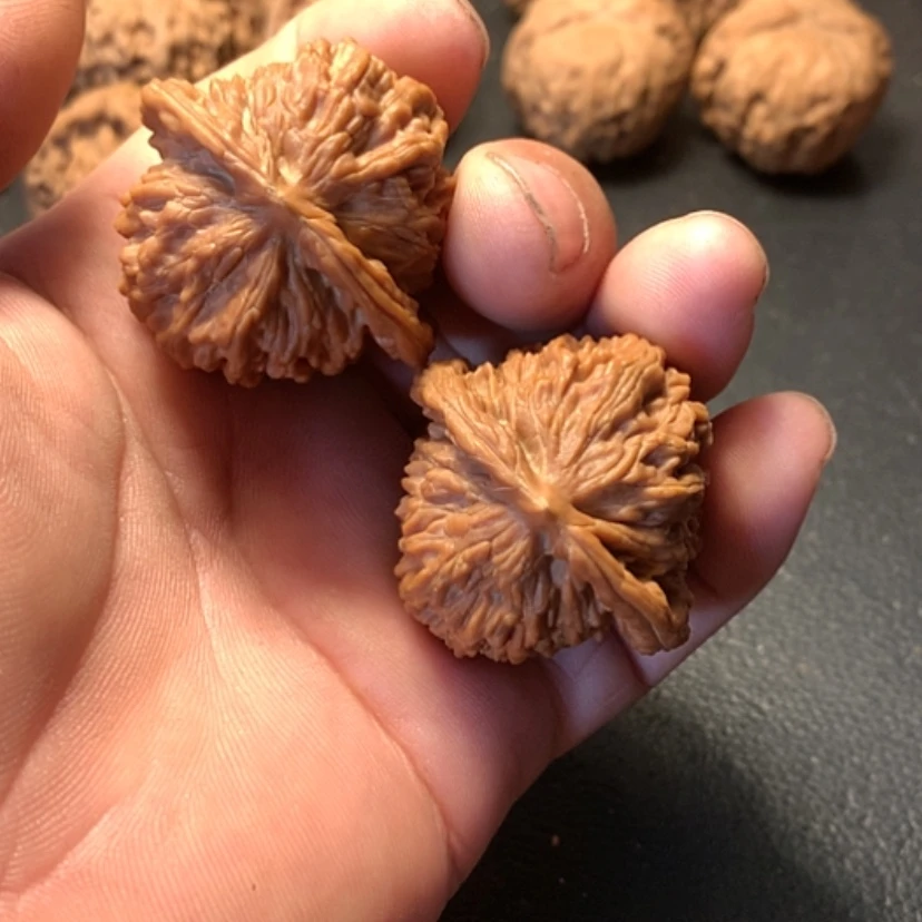 【闪购商品】文玩核桃把件我*欢四座楼