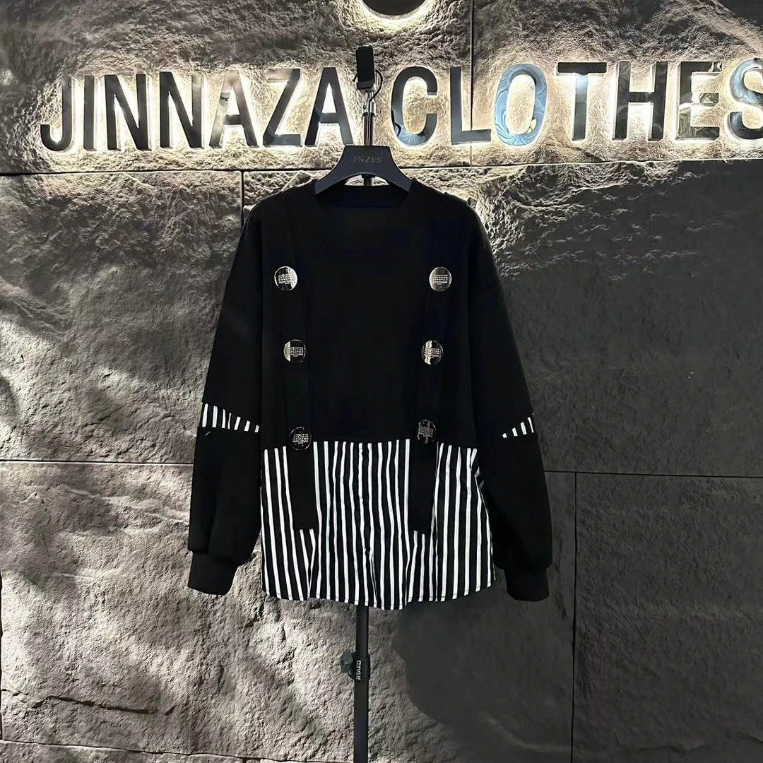 【原创设计师款女装】秋季韩版休闲条纹拼接大扣子套头圆领卫衣4423