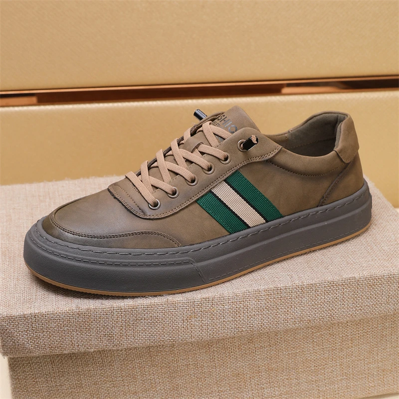 2024新款秋季潮鞋百搭鞋子男真皮软底板鞋男一脚登轻奢休闲鞋男鞋