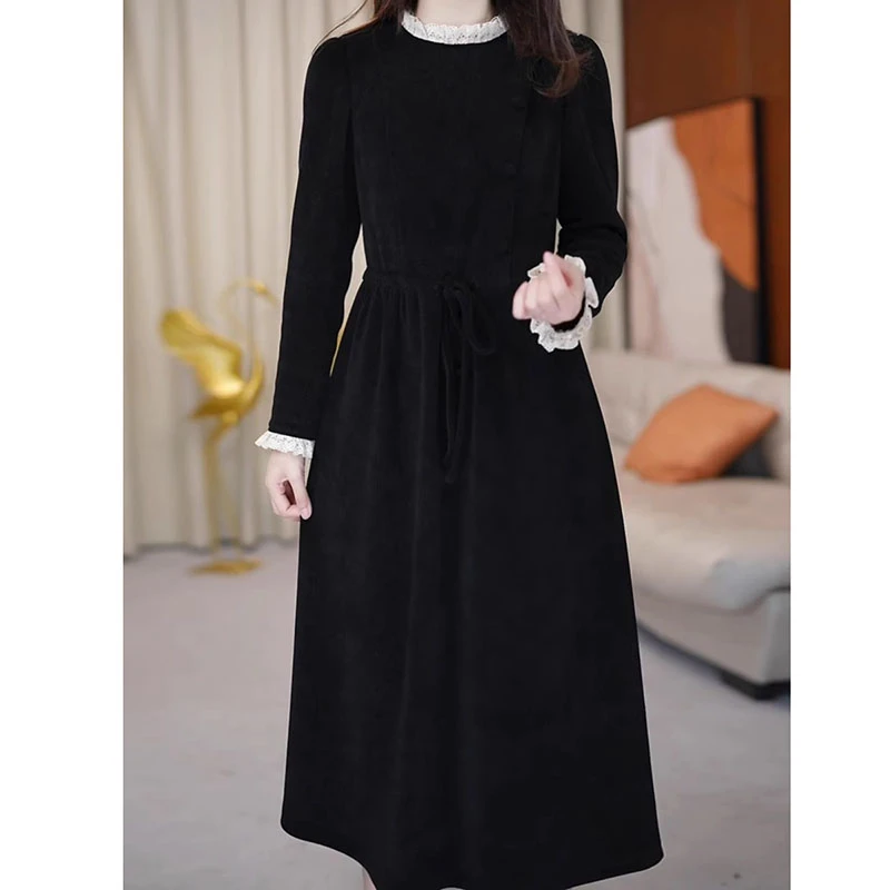 精致连衣裙2024新款女秋季赫本风黑色裙子5063女装连衣裙显瘦气质