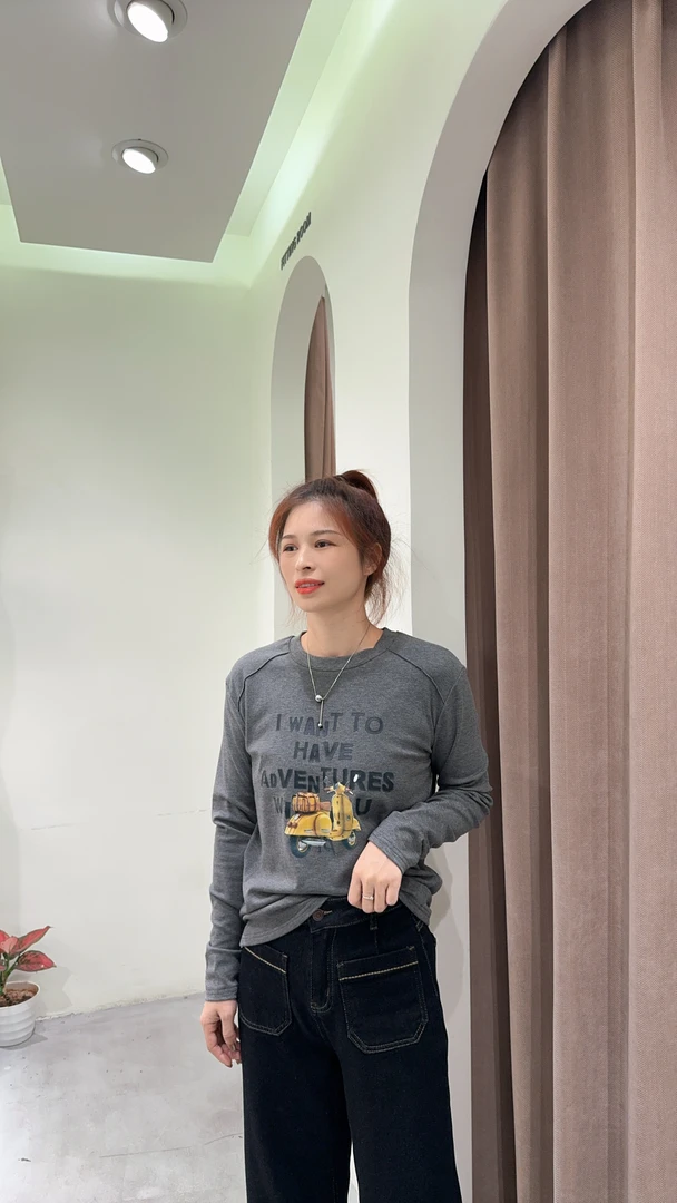 萱萱【卡通摩托】正肩显瘦百搭长袖上衣589885 120303