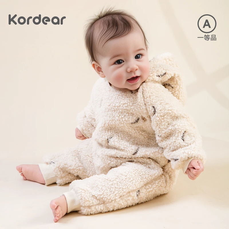 考拉蒂尔婴儿麦穗绒连体衣秋冬加厚宝宝连帽新生保暖外出哈衣爬服