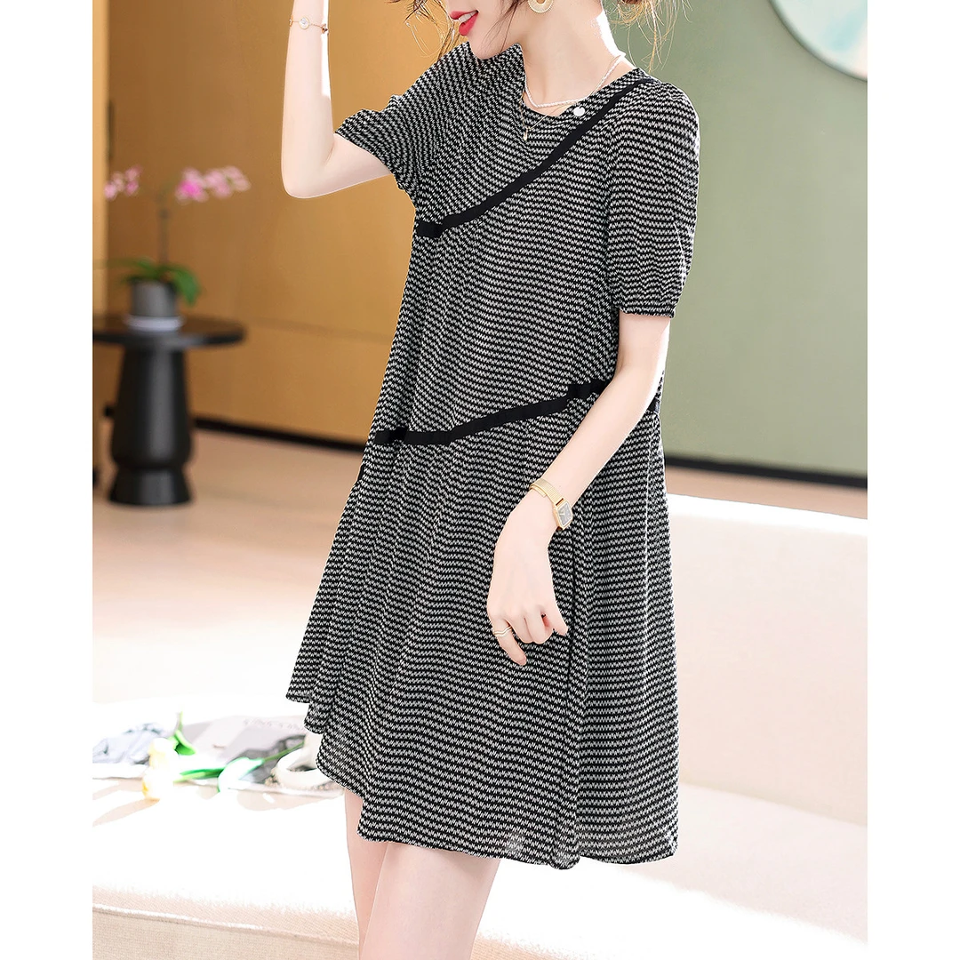 2360-8时尚休闲小众连衣裙女2025夏季宽松显瘦气质减龄中长裙女