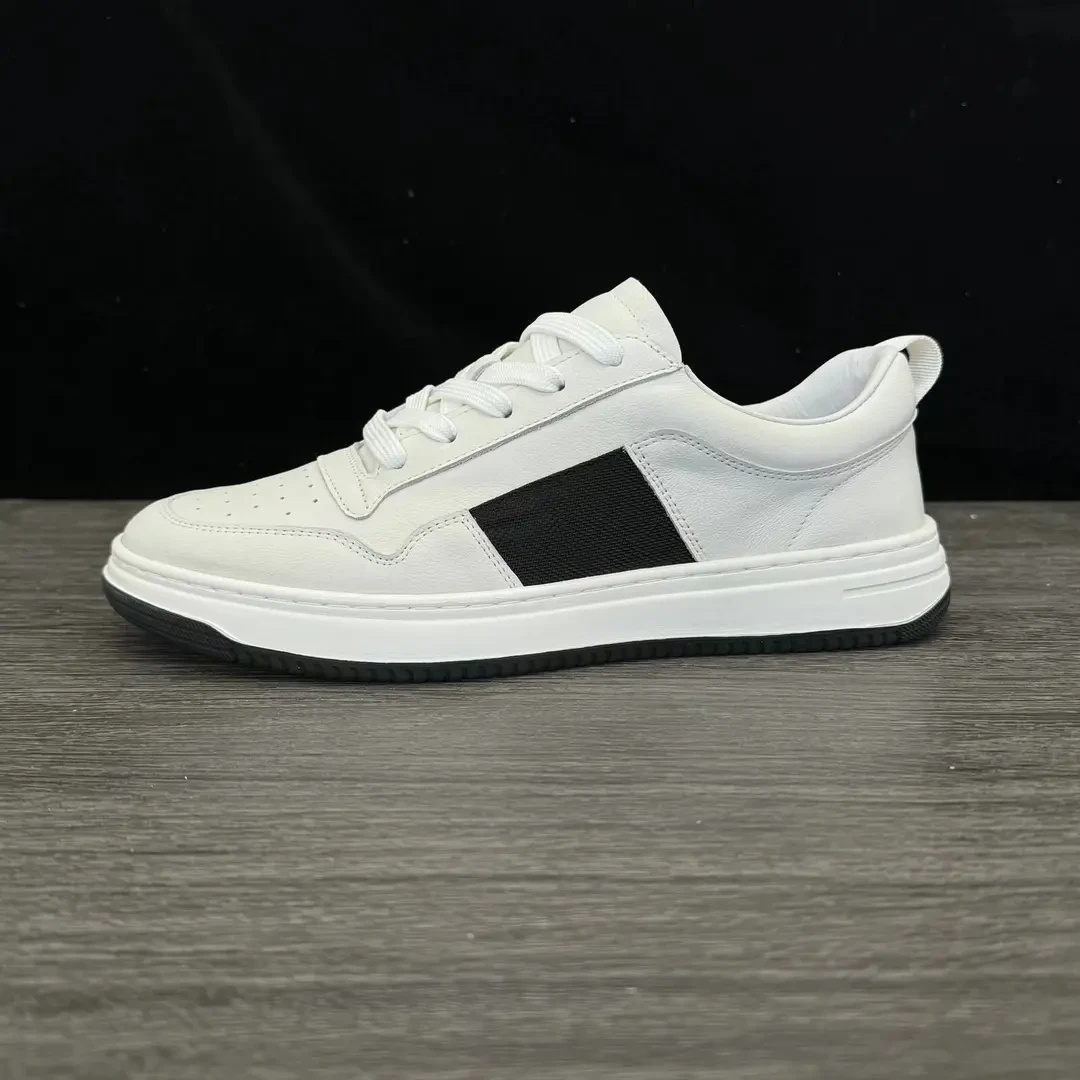 黑白平底透气呼吸男鞋新款时尚百搭透气运动休闲男士真皮板鞋