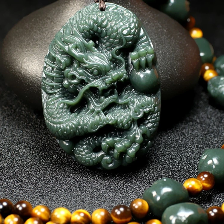 天然和田玉青玉生肖龙牌玉石属龙项链神龙在天龙腾富贵玉佩带证书