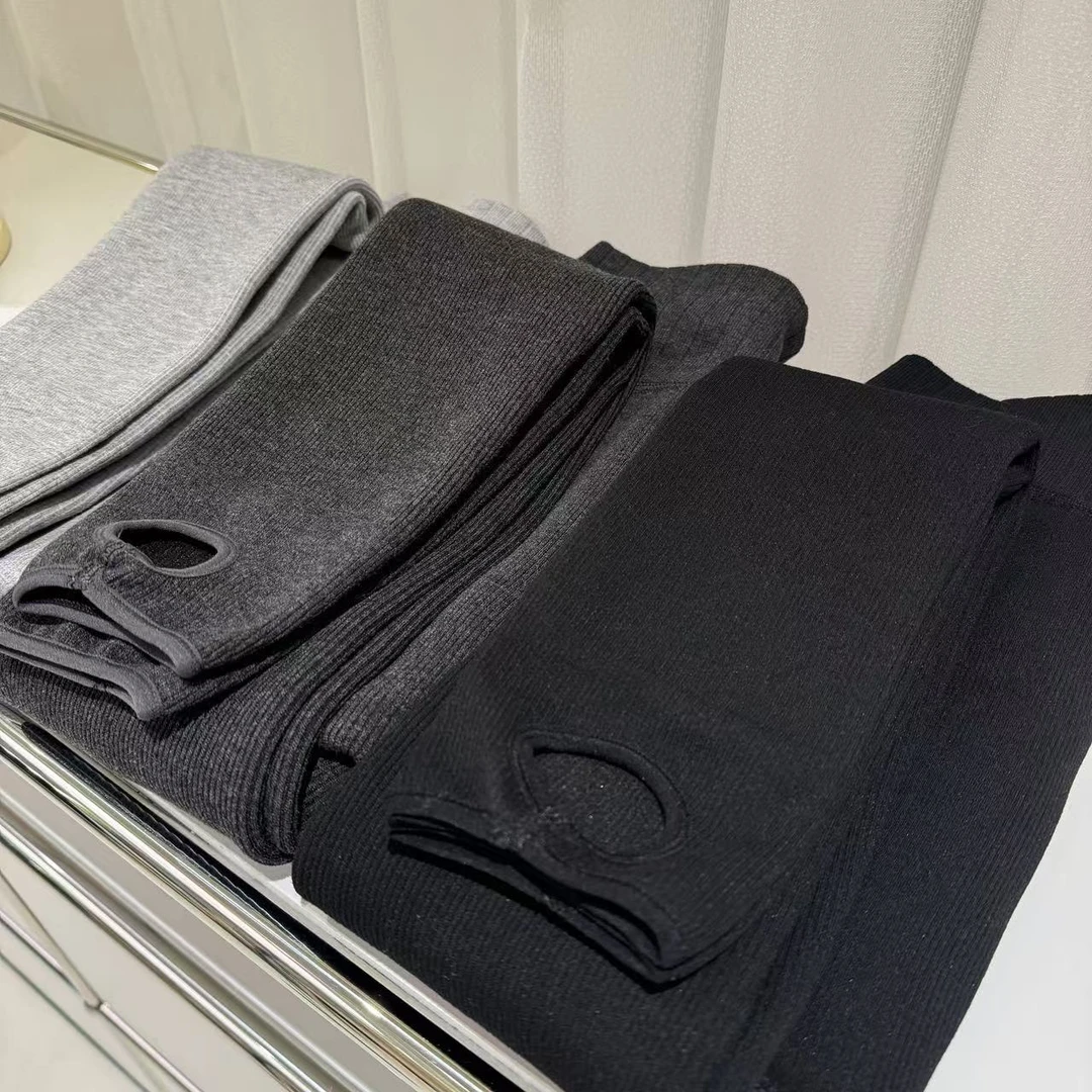 竖条打底羊羊裤