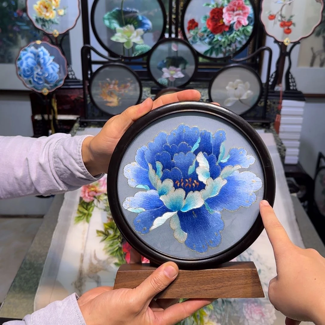刺绣刺绣工艺精湛
