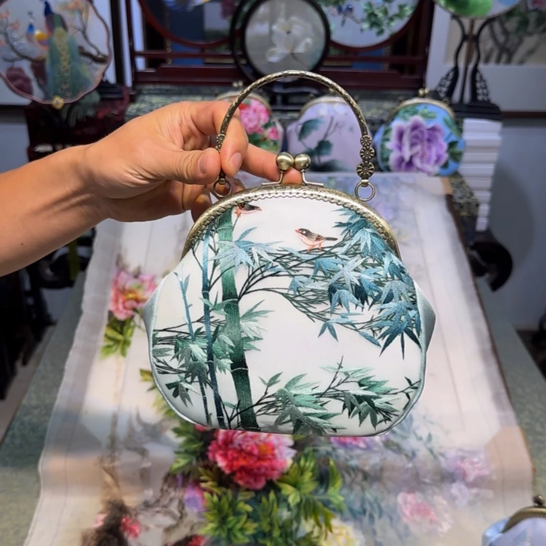 刺绣刺绣工艺精湛