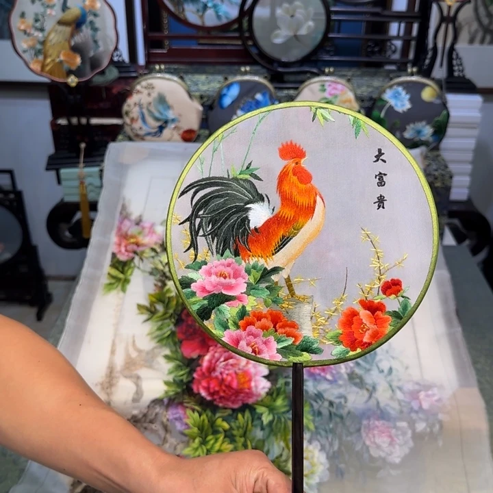 刺绣刺绣工艺精湛
