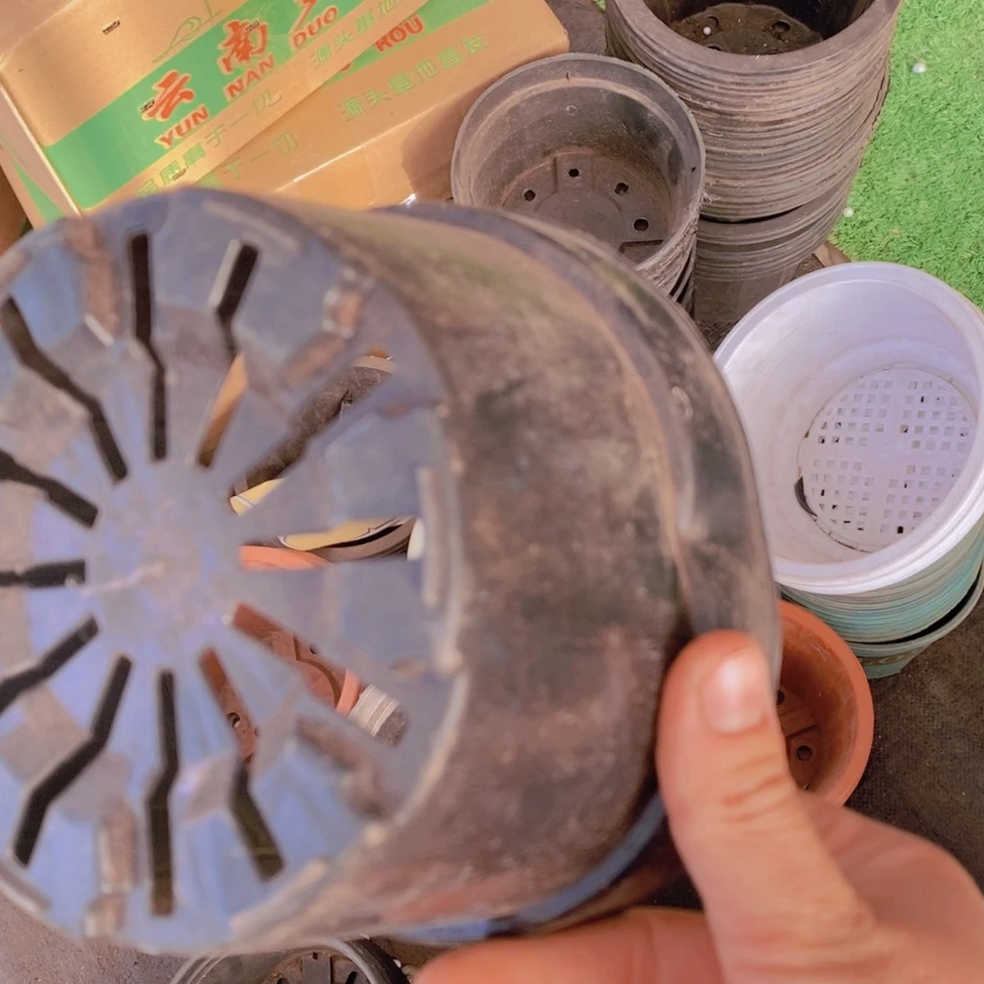 旧15公分黑圆盆15个