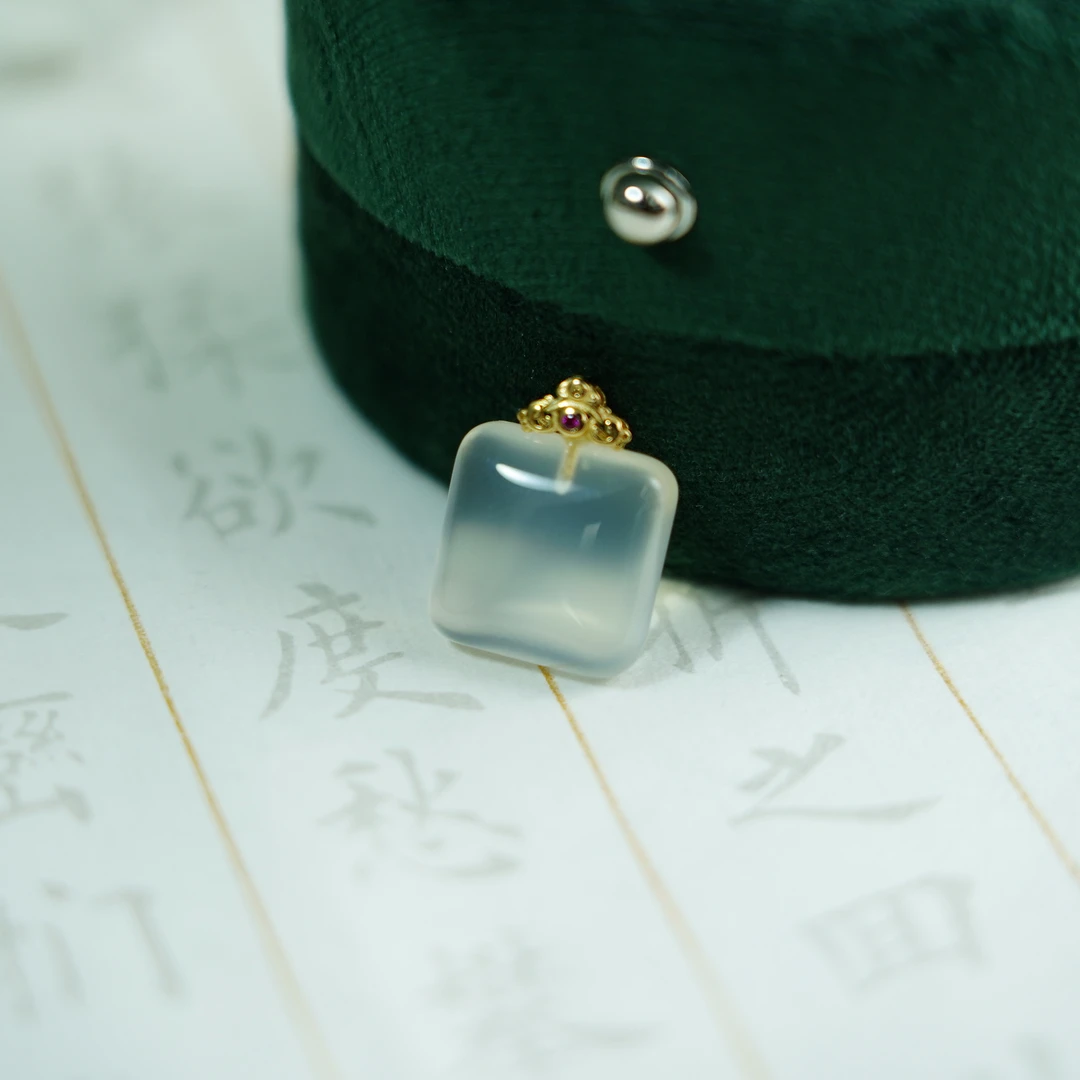 Gloire/古名【睿泽鉴宝】S925玛瑙方糖吊坠14*14*6mm qqdc096