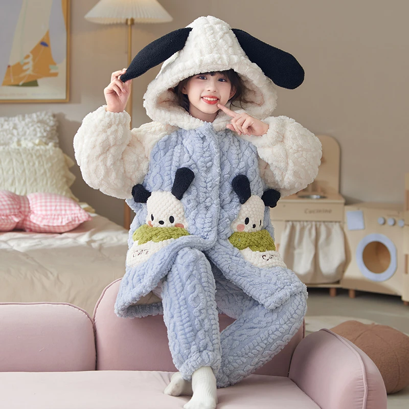 YUZHAOLIN/俞兆林卡通洋气珊瑚绒三层夹棉睡袍女童连帽款居家套装