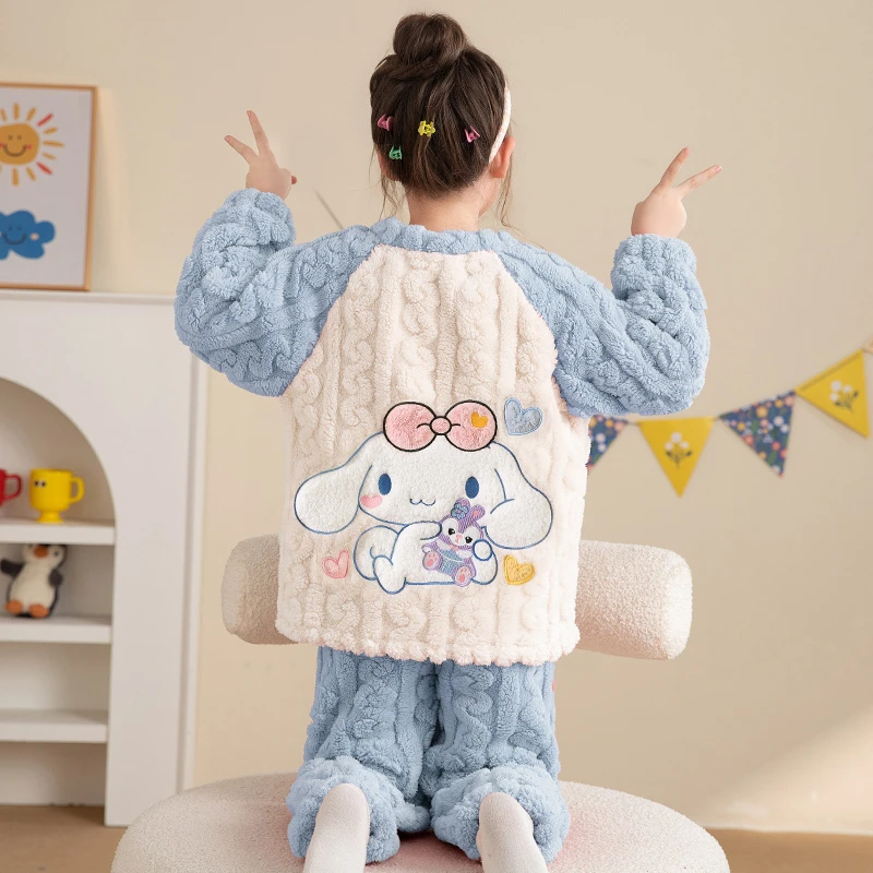 YUZHAOLIN/俞兆林大童时尚可爱风珊瑚绒圆领睡衣女童保暖居家套装