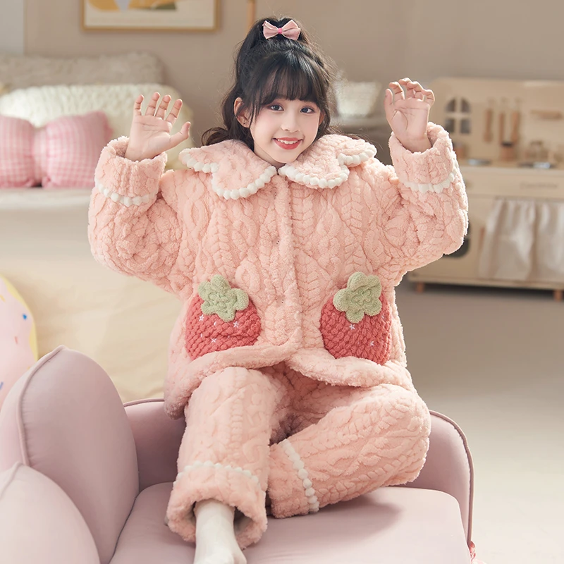 YUZHAOLIN/俞兆林冬季加厚款珊瑚绒三层夹棉小女孩甜美风翻领睡衣