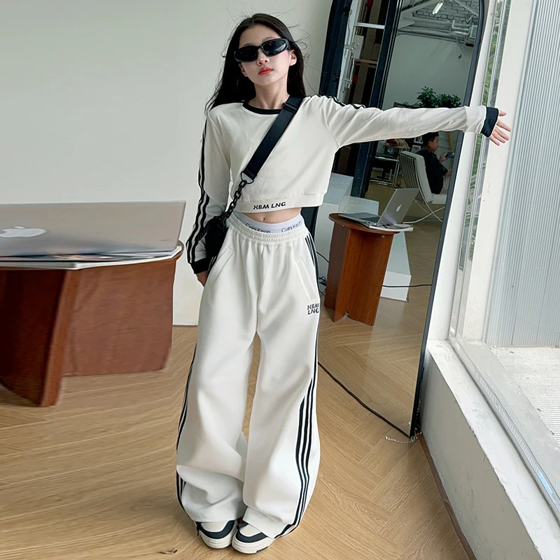 女童套装春秋2025新款网红洋气儿童秋装宽松韩版女大童运动两件套