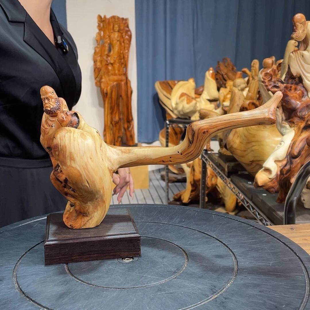 柏木（崖柏）崖柏随型根雕摆件