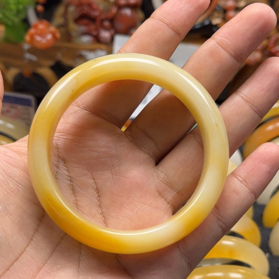 【闪购商品】石英质玉（黄龙玉）手镯未镶嵌十****兰