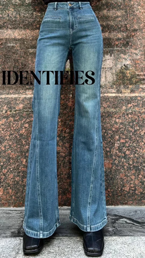 易缔媤/D13398拉长腿牛仔裤微喇显瘦高腰时尚百搭休闲水洗