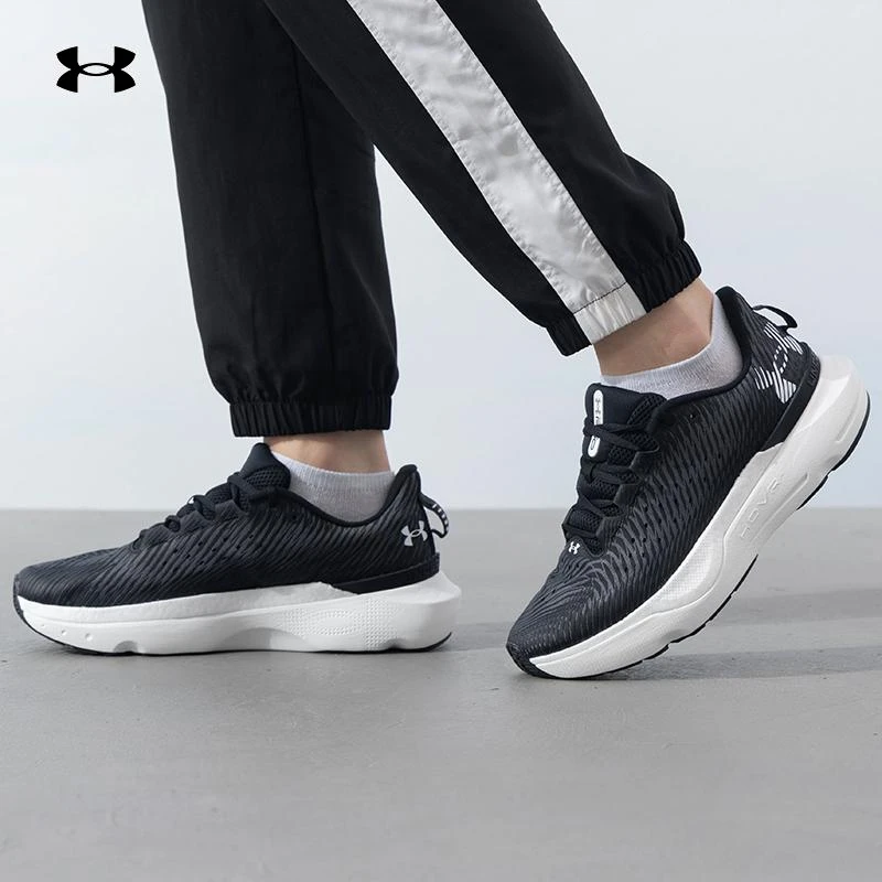 安德玛男子跑步鞋2025户外健身缓震透气运动鞋3027190户外穿搭