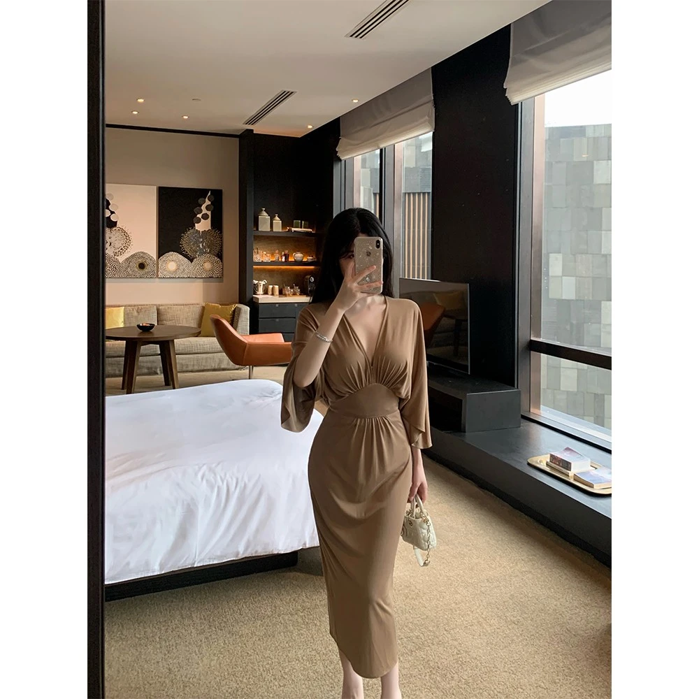 THE SWAN司凰轻奢 慵懒的日常组 法式优雅长裙名媛气质针织连衣裙