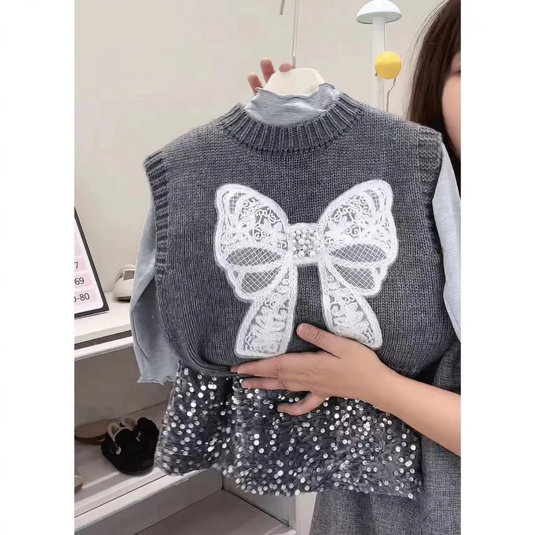 女童马甲2025新款秋冬儿童洋气时髦针织背心宝宝外穿坎肩毛衣外套