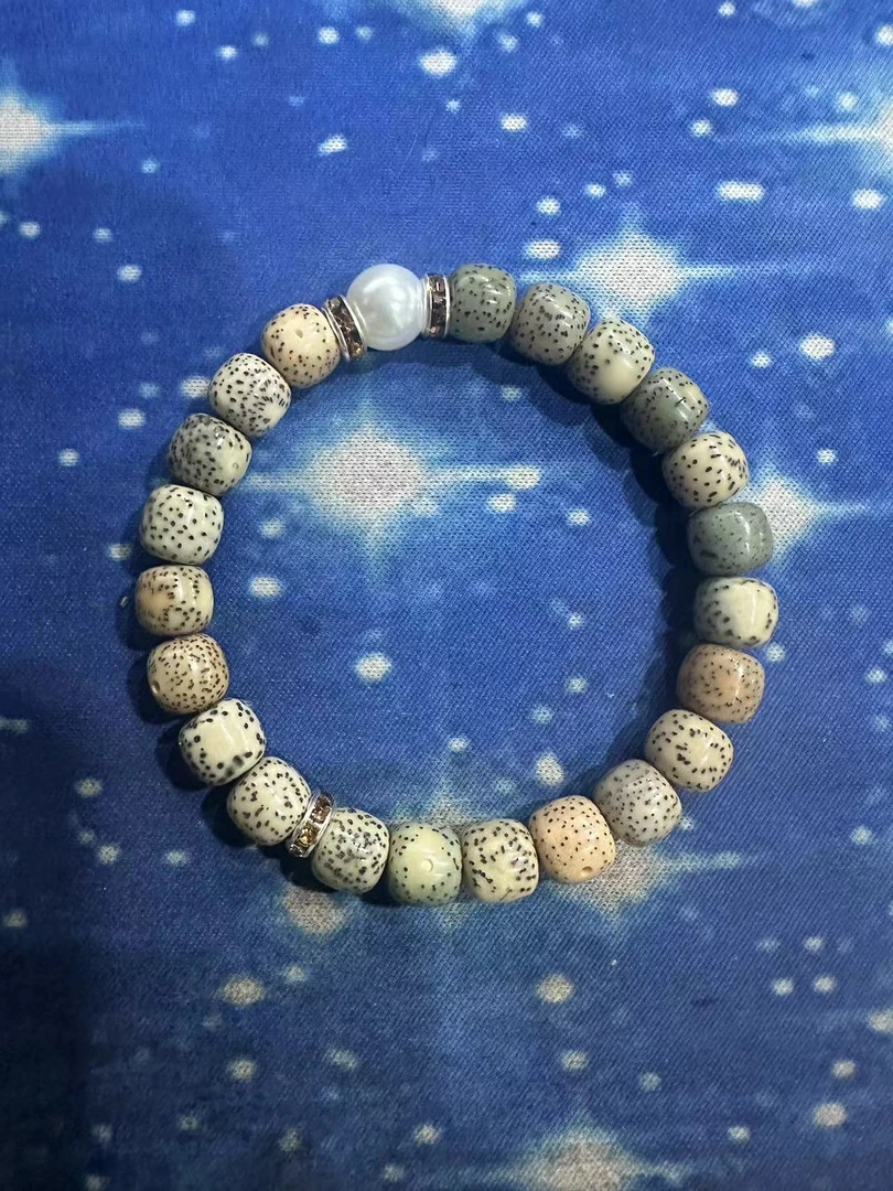 202号 星月菩提带配珠1.0cm桶珠手串