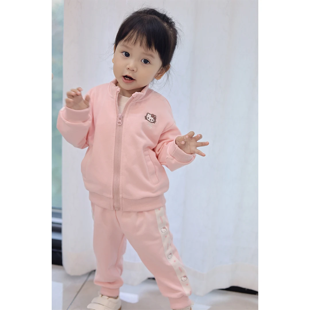 现 飞飞家·运动KT新款春秋可爱卡通刺绣卫衣休闲卫裤套装 FF2201