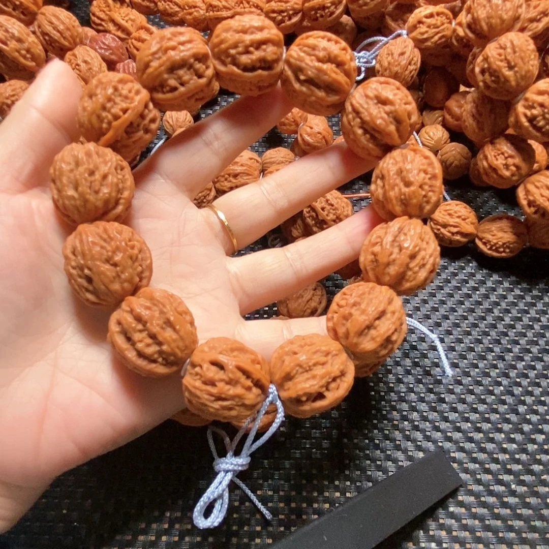 文玩核桃手串右官帽6