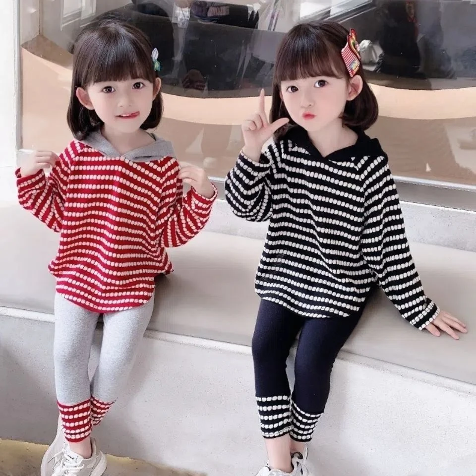 *女童春秋装套装2024年新款条纹卫衣打底裤春秋儿童衣服两件套