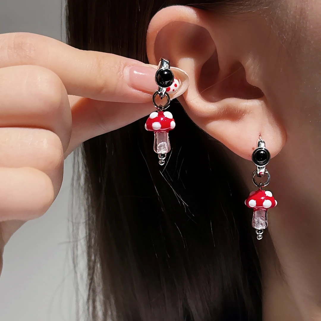 合金亚克力耳饰 E0280-1时尚可爱小众百搭个性精致甜美小蘑菇耳环
