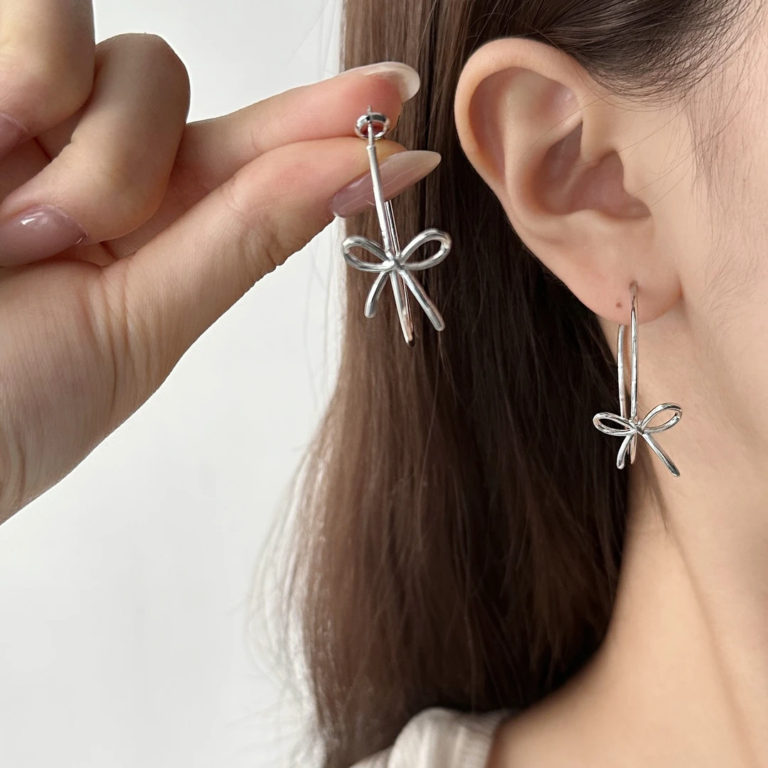 合金耳饰 E0296-1简约精致小众百搭个性高级感蝴蝶结耳环气质轻奢