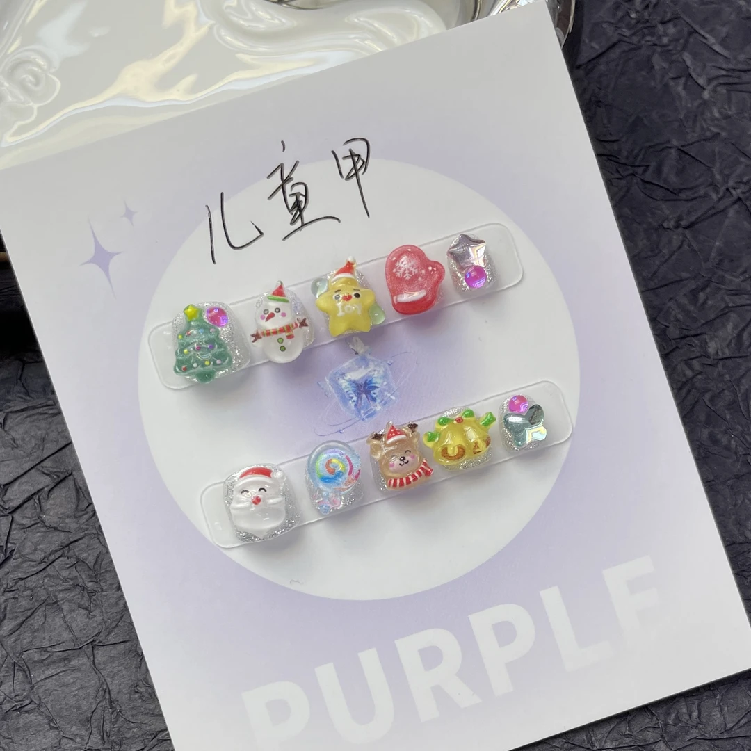 小朋友圣诞节纯手工穿戴甲3-10岁小朋友女童学生卡通可爱指甲贴片