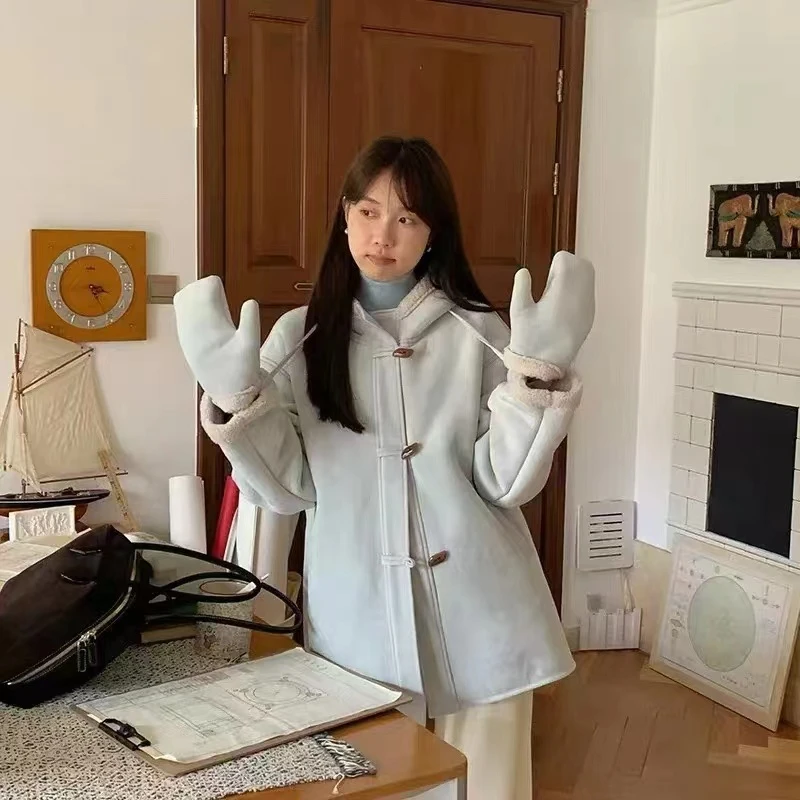 皮毛一体连帽外套女冬加绒加厚牛角扣中长款外套