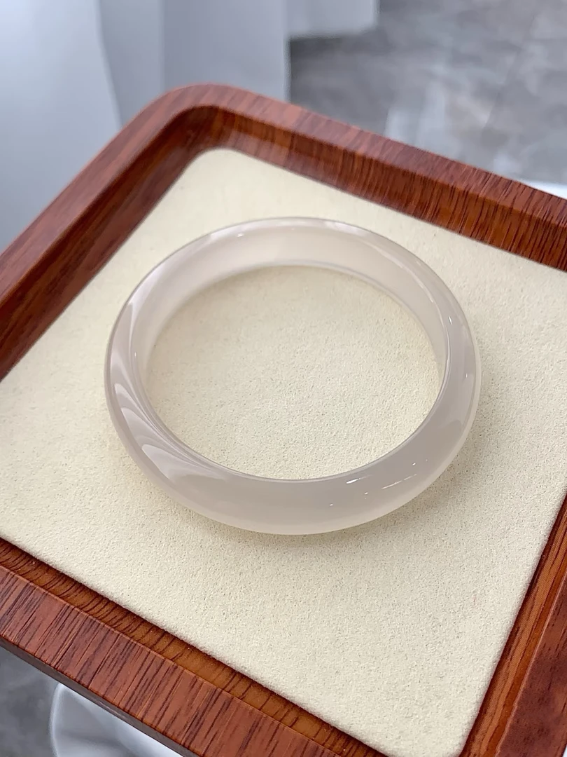 周鑫生白月光天然玉髓手镯冰透香槟金荔枝冻玉手镯送女友圣诞礼物