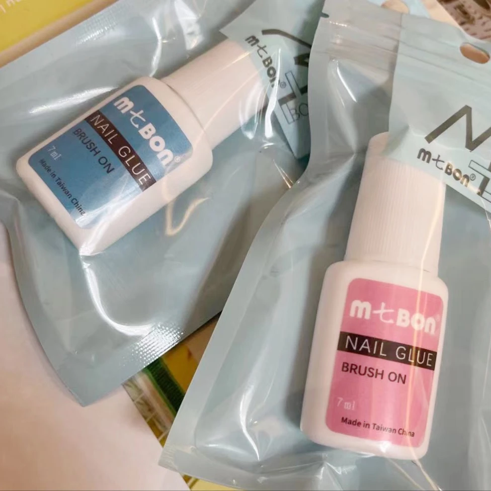 【台湾】M七bon带刷头防水甲片胶水美甲工具7ml牢固速干专用胶