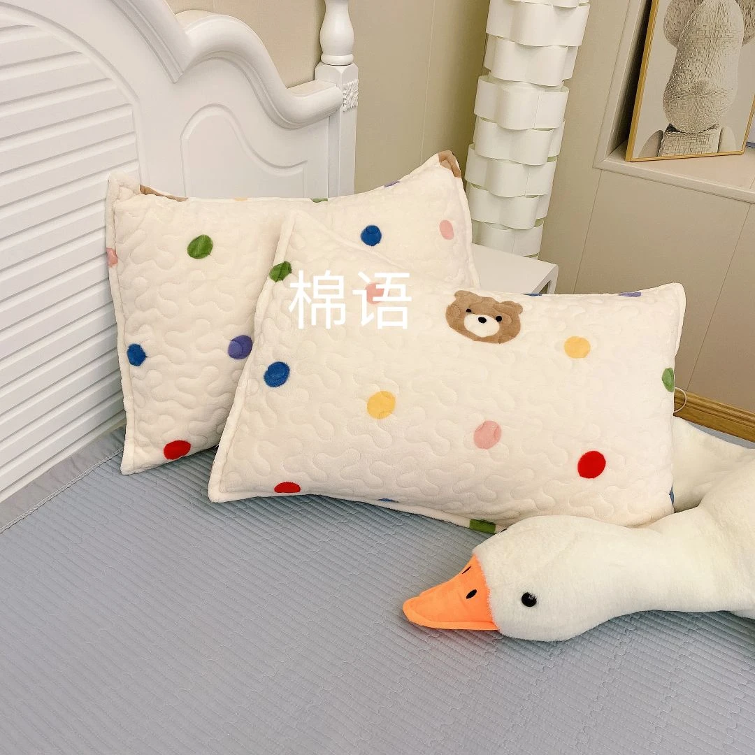 【新号枕套浮力】床盖、枕套全部清