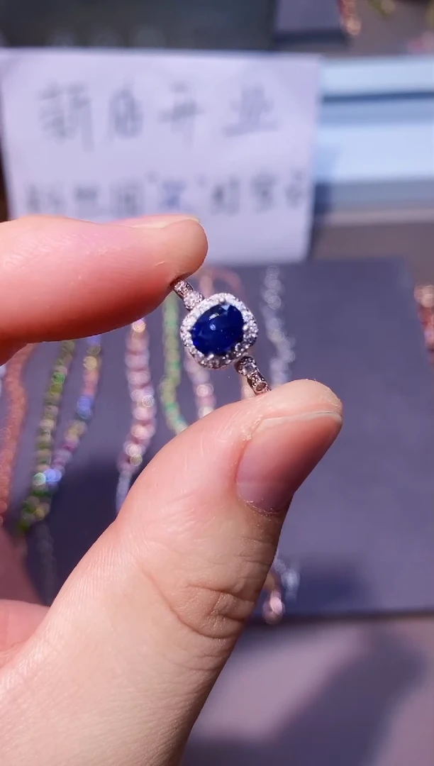 【闪购商品】蓝宝石戒指银S925镶嵌一枚