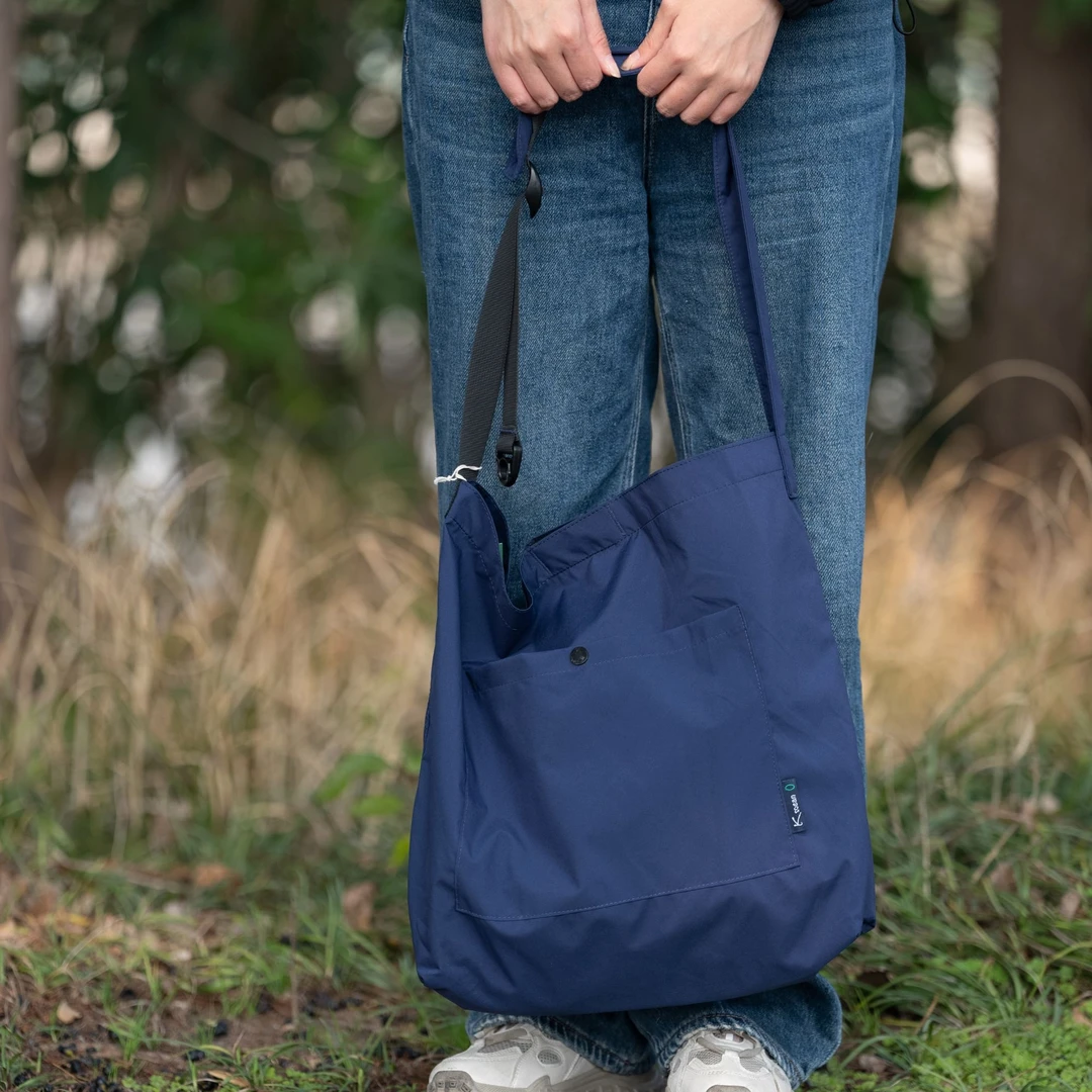韩系复古简约户外防泼水男女通用轻便单肩包挎包休闲百搭