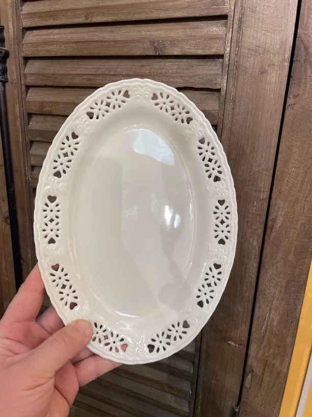 昆轩家镂空椭圆型盘子