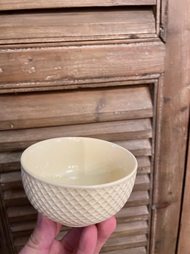 昆轩家奶黄色浮雕米饭碗拍一发二