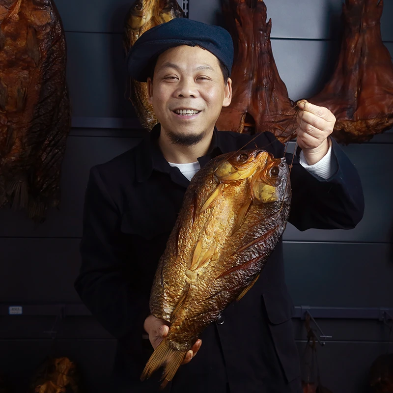 腊草鱼一整条 八阿公湖南农家特色湘味糠熏腊草鱼一整条包邮