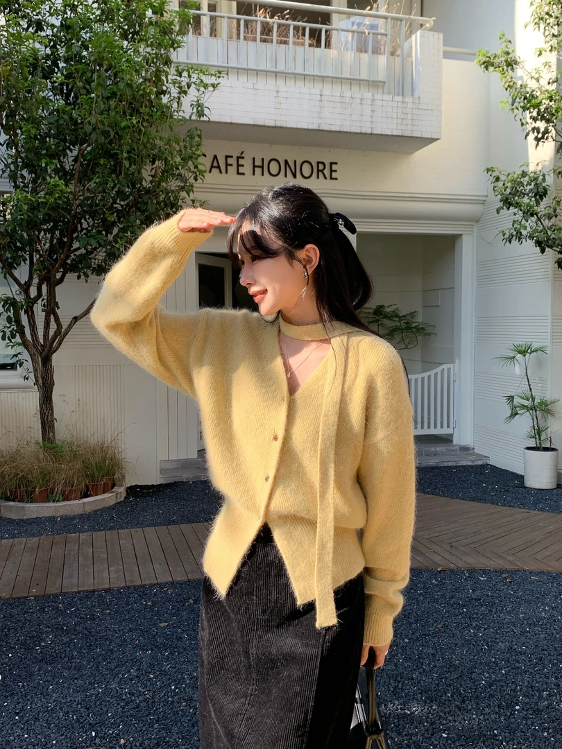 9260 v领温柔风飘带百搭毛衣 vvs  10.16