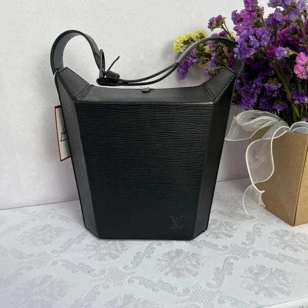 90新 LouisVuitton/路易威登 尔忧中古/薯条包单肩斜挎包黑色0027