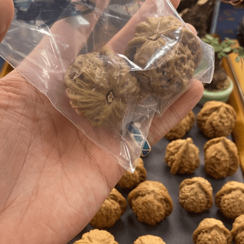 【闪购商品】文玩核桃吊坠赤****家
