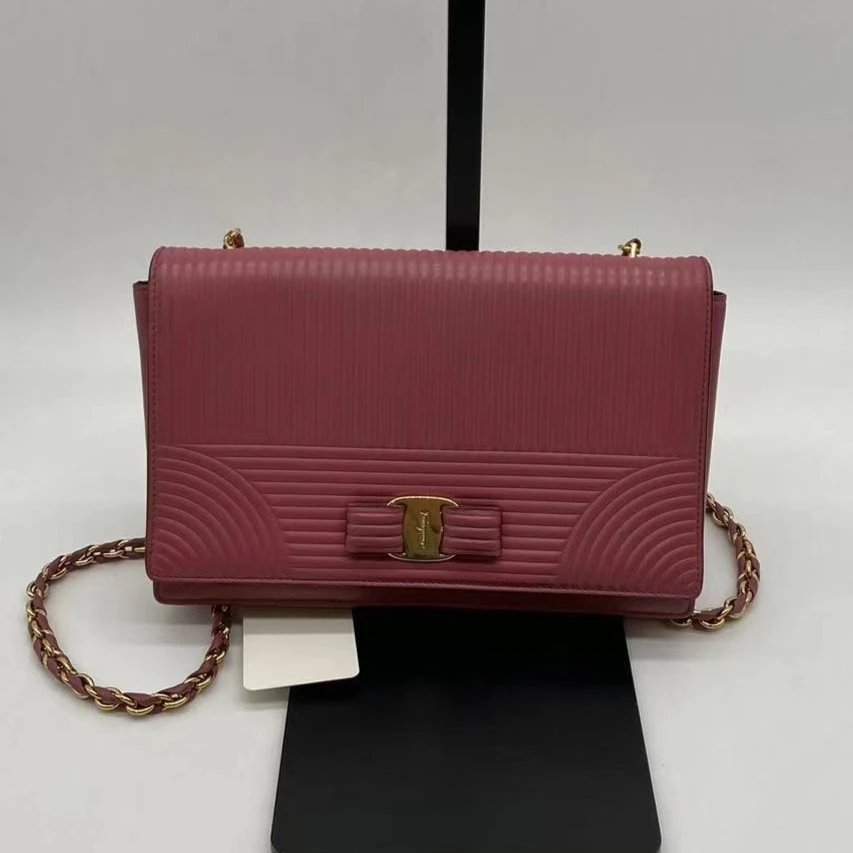95新 FERRAGAMO/菲拉格慕 链条包662 4655