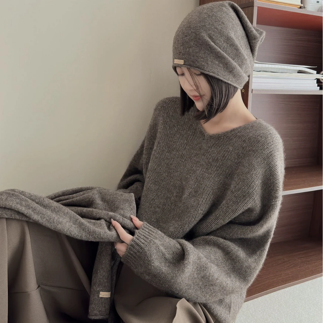 2024牦牛绒重磅粗针小V领慵懒宽松爆款无缝一体时尚韩版套衫春秋