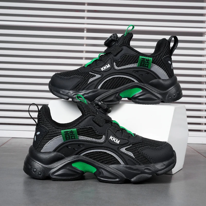 新款男童鞋2024新款旋转纽扣儿童运动鞋男孩跑步老爹鞋夏款透气