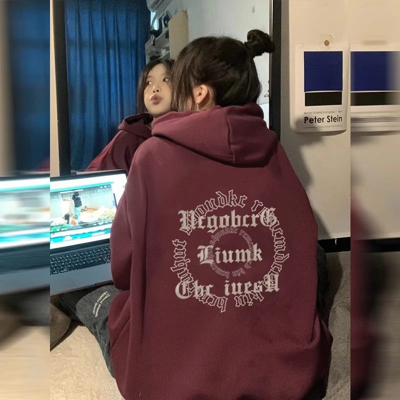 Q642-酒红色字母ins连帽卫衣女2024早秋新款大码宽松遮肚上衣胖mm